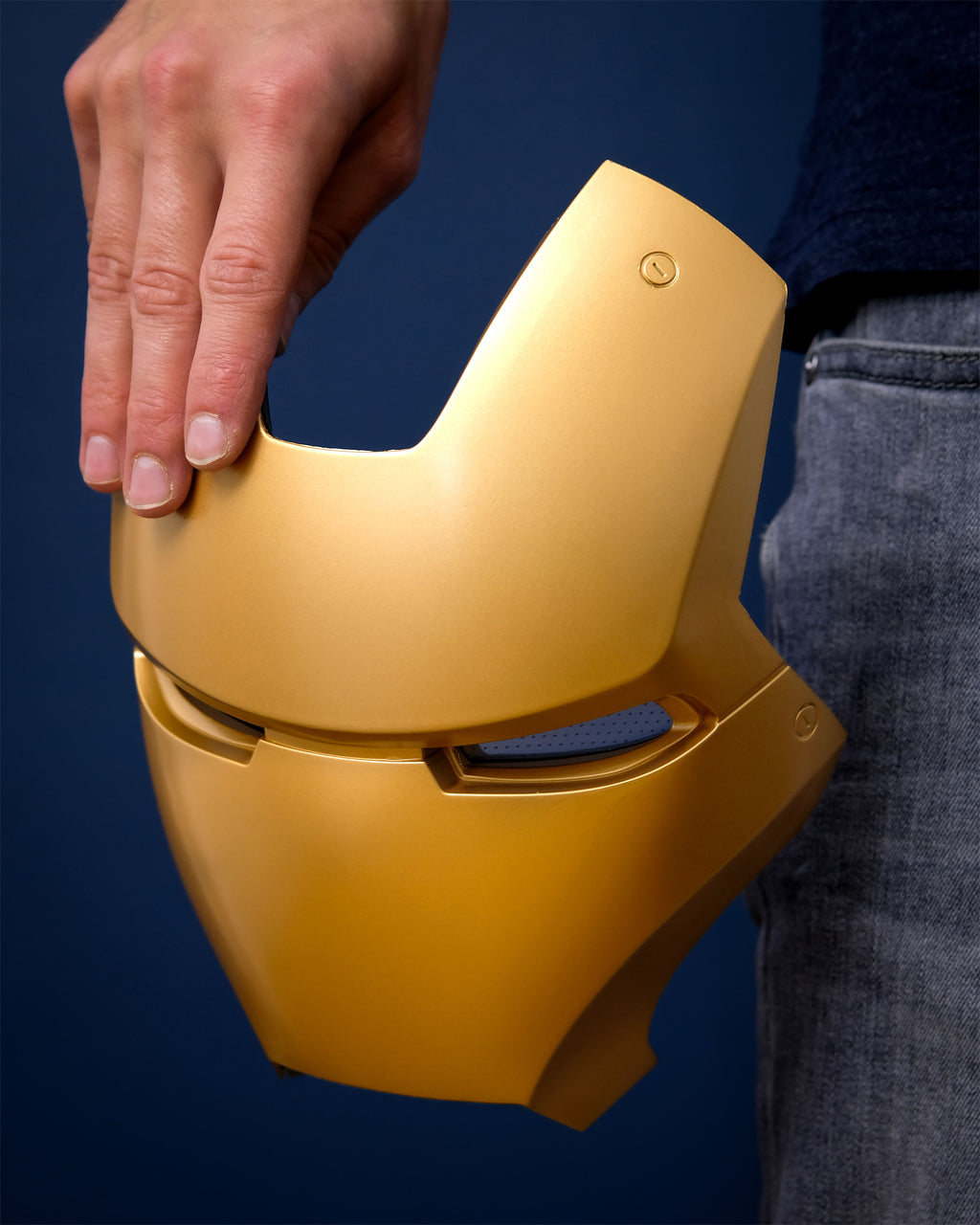 Produktbild Marvel Legends - Iron Man Elektronischer Helm