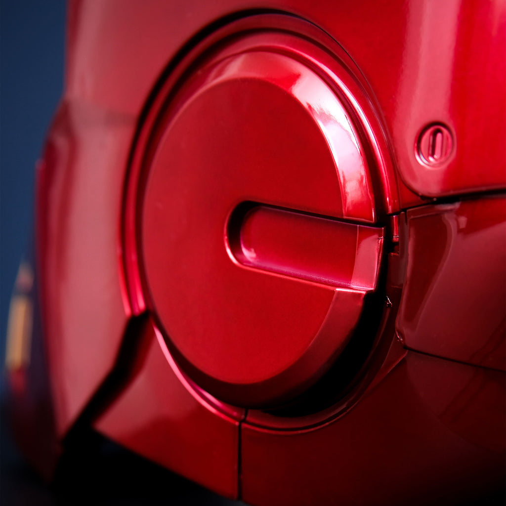 Produktbild Marvel Legends - Iron Man Elektronischer Helm