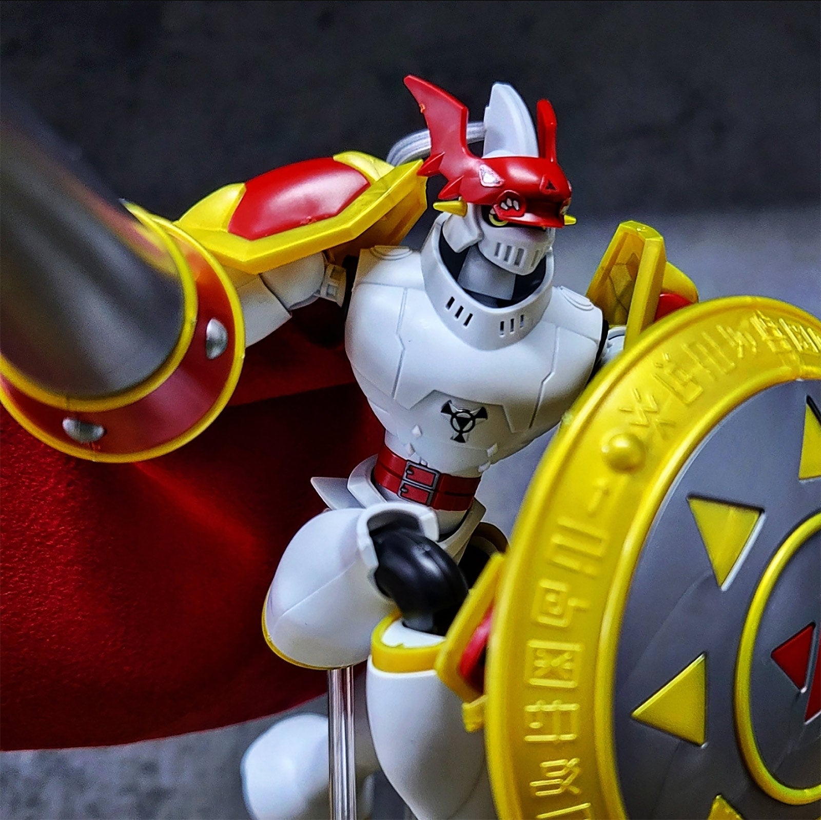Image produit Digimon - Dukemon / Gallantmon Kit de Modèle Figurine