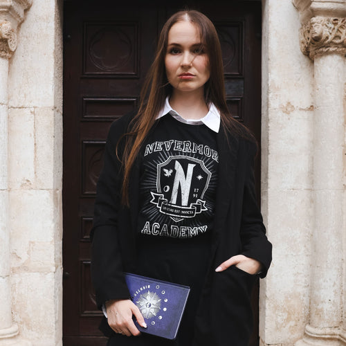 Image produit Mercredi - T-shirt noir de l'académie Nevermore