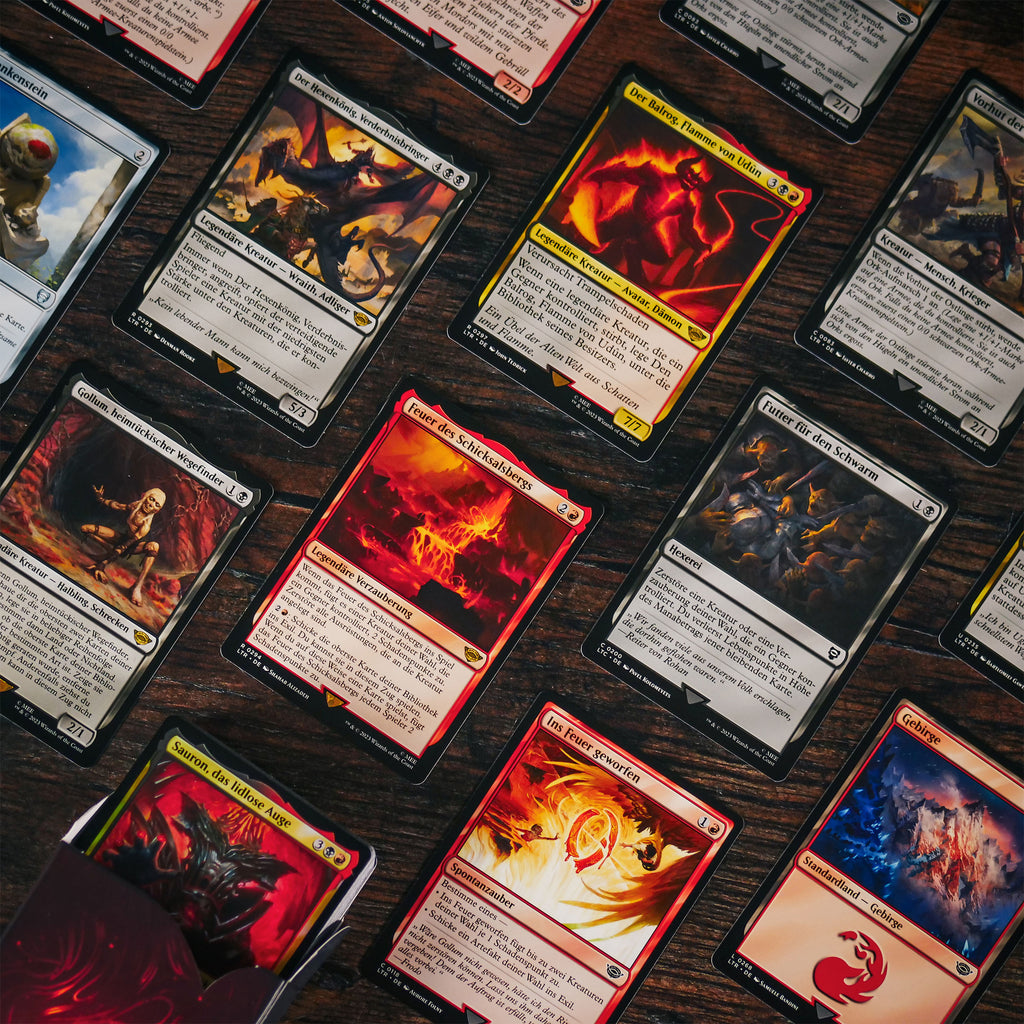 Immagine del prodotto Il Signore degli Anelli Terra di Mezzo Banchetto e Compagni Commander Deck - Magic The Gathering
