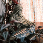 Produktbild Der Herr der Ringe - Narsils gebrochene Klinge mit Statue 1:5