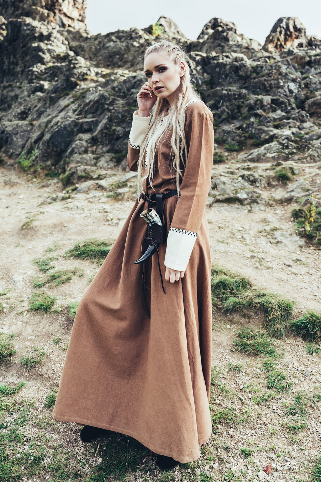 Produktbild Mittelalter Kleid Freya sand