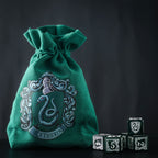Immagine del prodotto Harry Potter - Set di dadi RPG di Serpeverde 5 pezzi con sacchetto per dadi verde