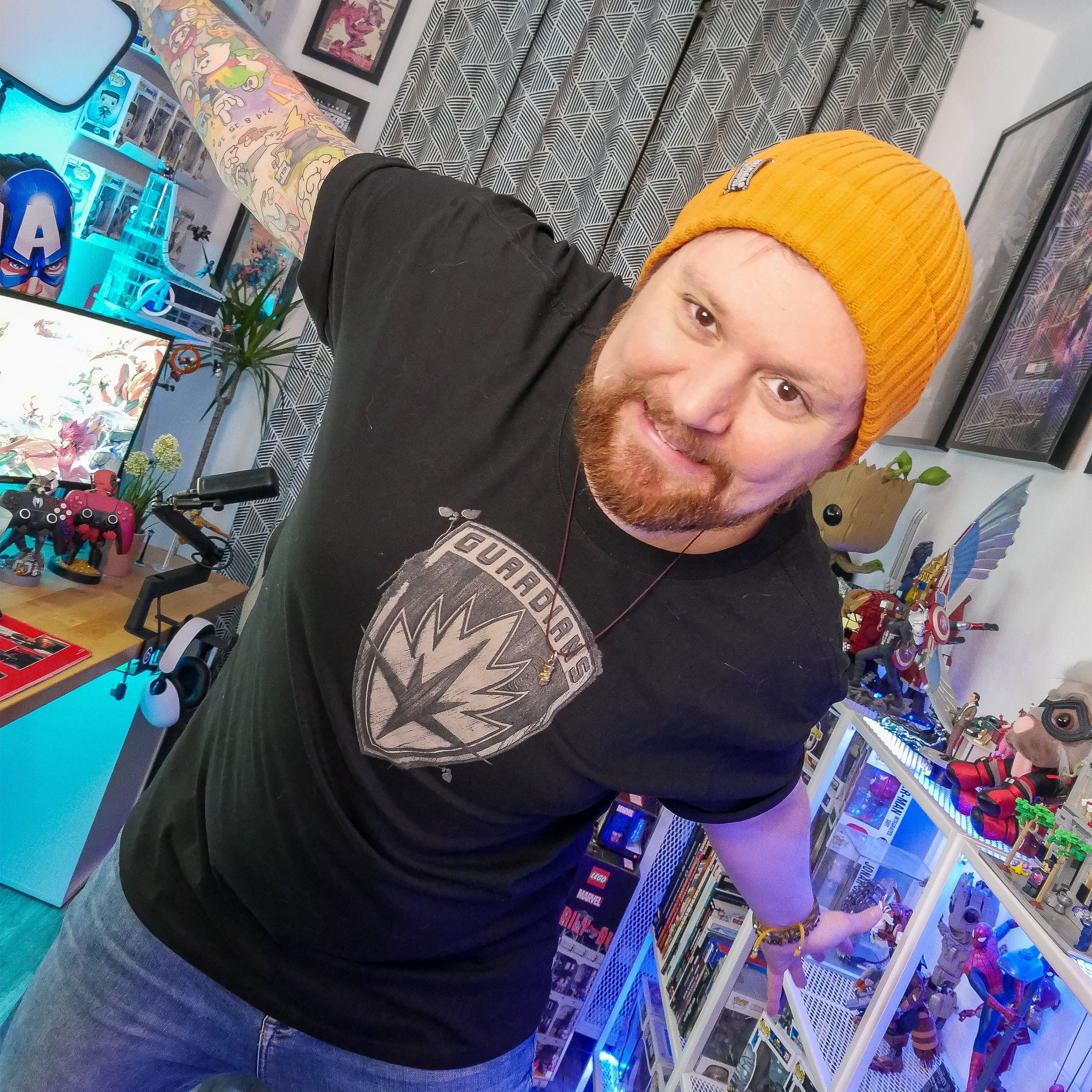Image produit Guardians of the Galaxy - T-shirt oversize Groot noir