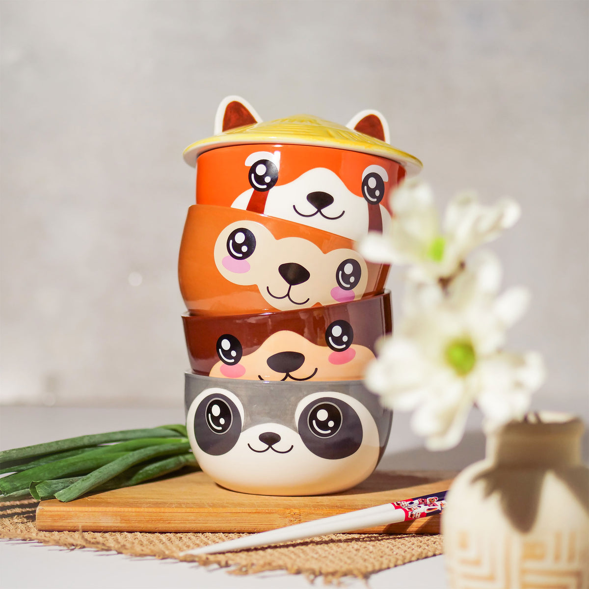 Produktbild Roter Panda Kawaii Schale mit Deckel für Anime Fans
