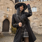 Image produit Mercredi - La Solitude Me Va Bien Cardigan À Capuche