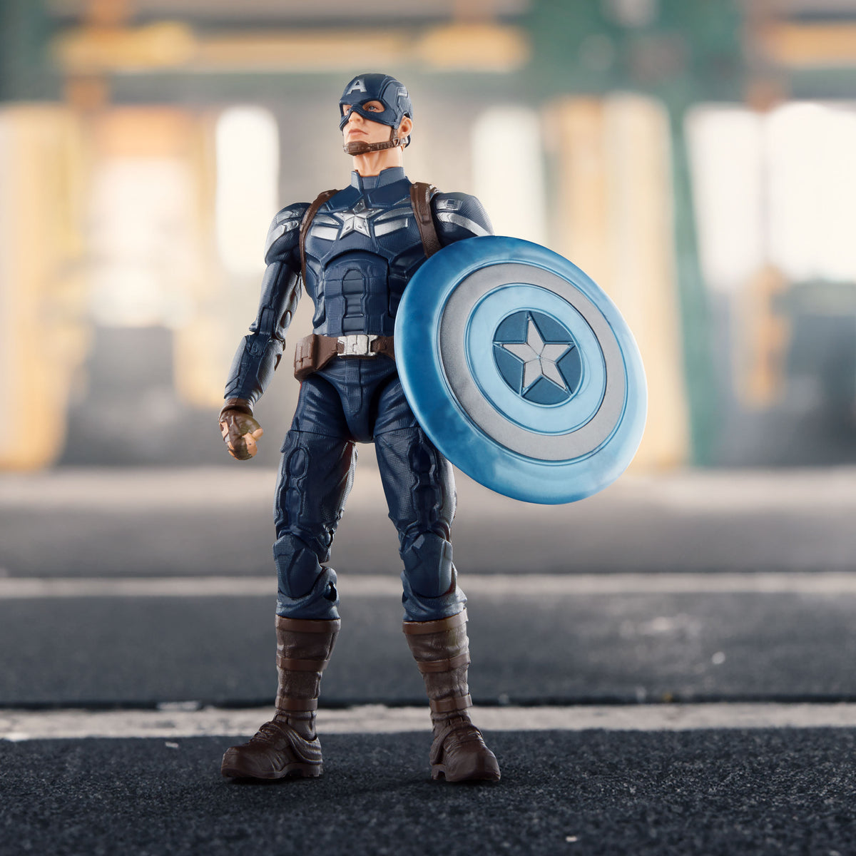 Immagine del prodotto The Infinity Saga - Figura d'azione della Serie Marvel Legends di Captain America Winter Soldier