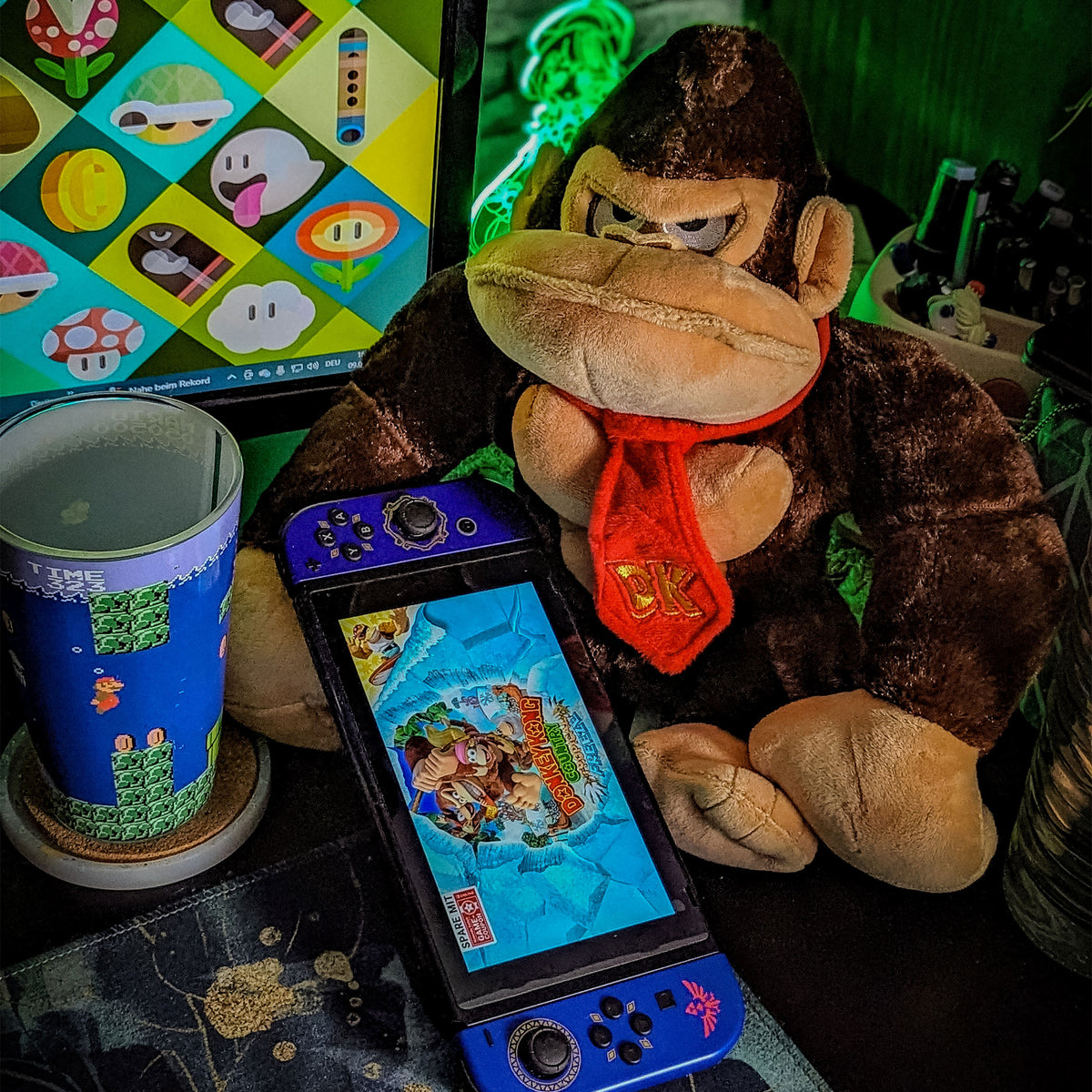Produktbild Donkey Kong Plüsch Figur - Super Mario