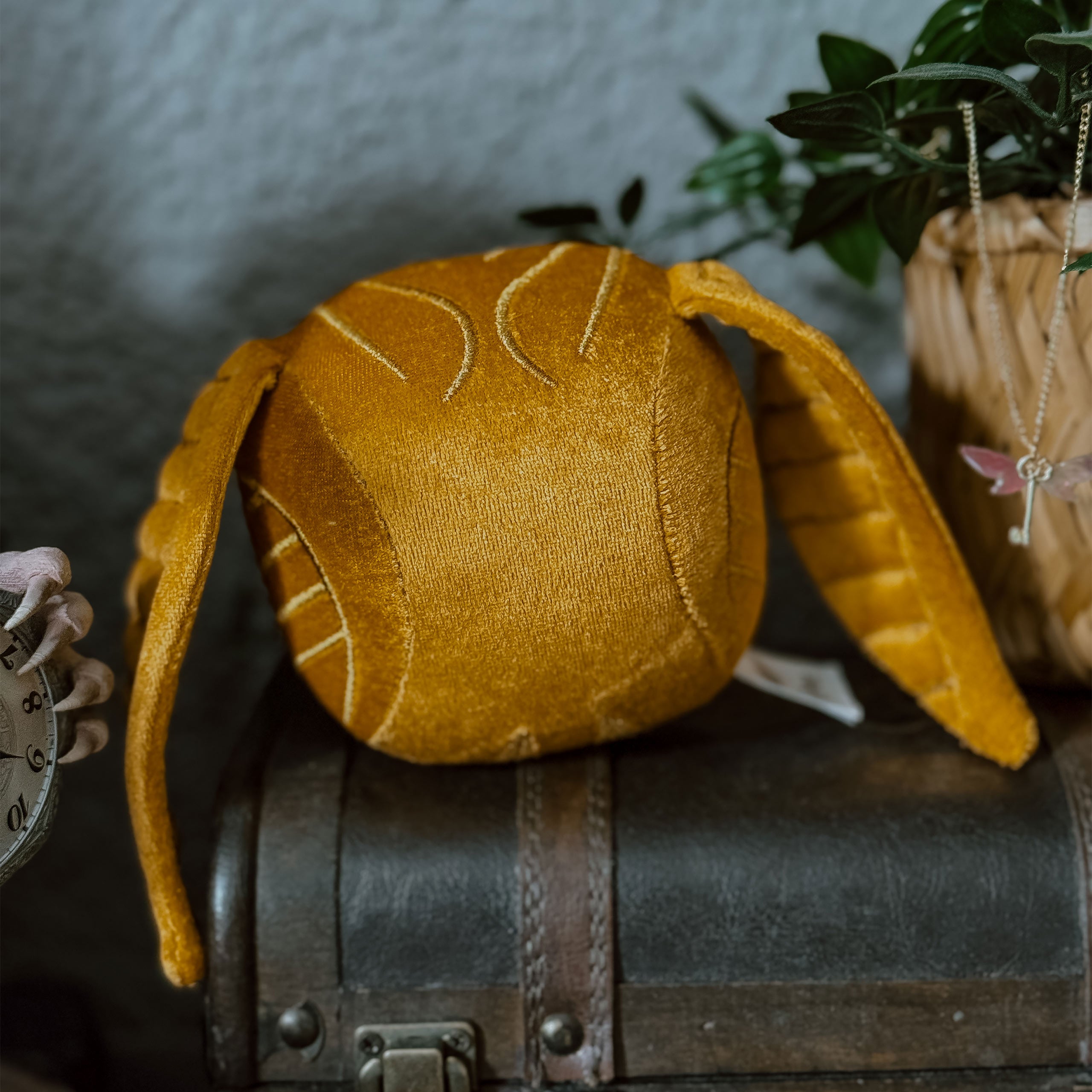 Immagine del prodotto Harry Potter - Figura di Peluche Snitch Dorata