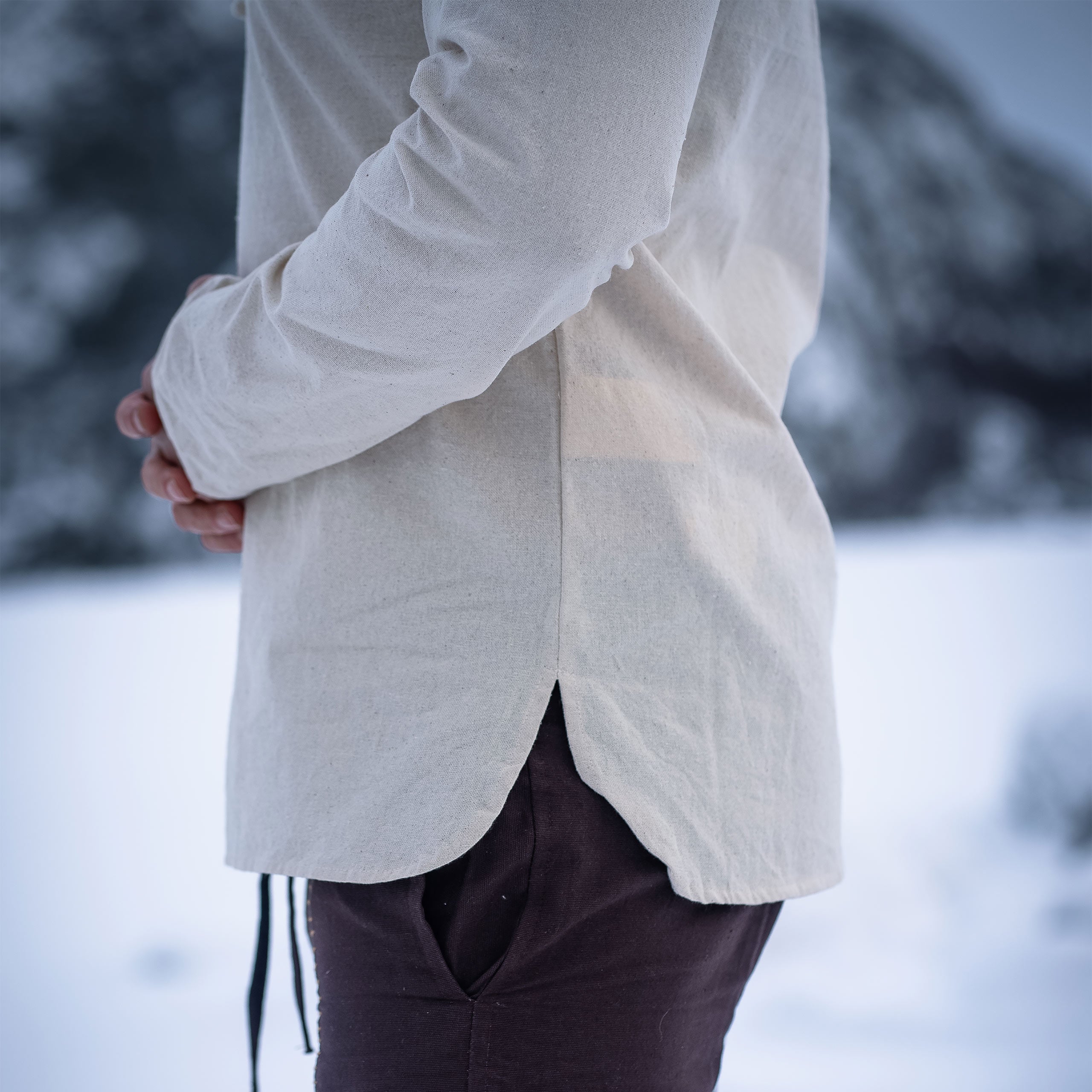 Immagine del prodotto Camicia medievale con bordo naturale