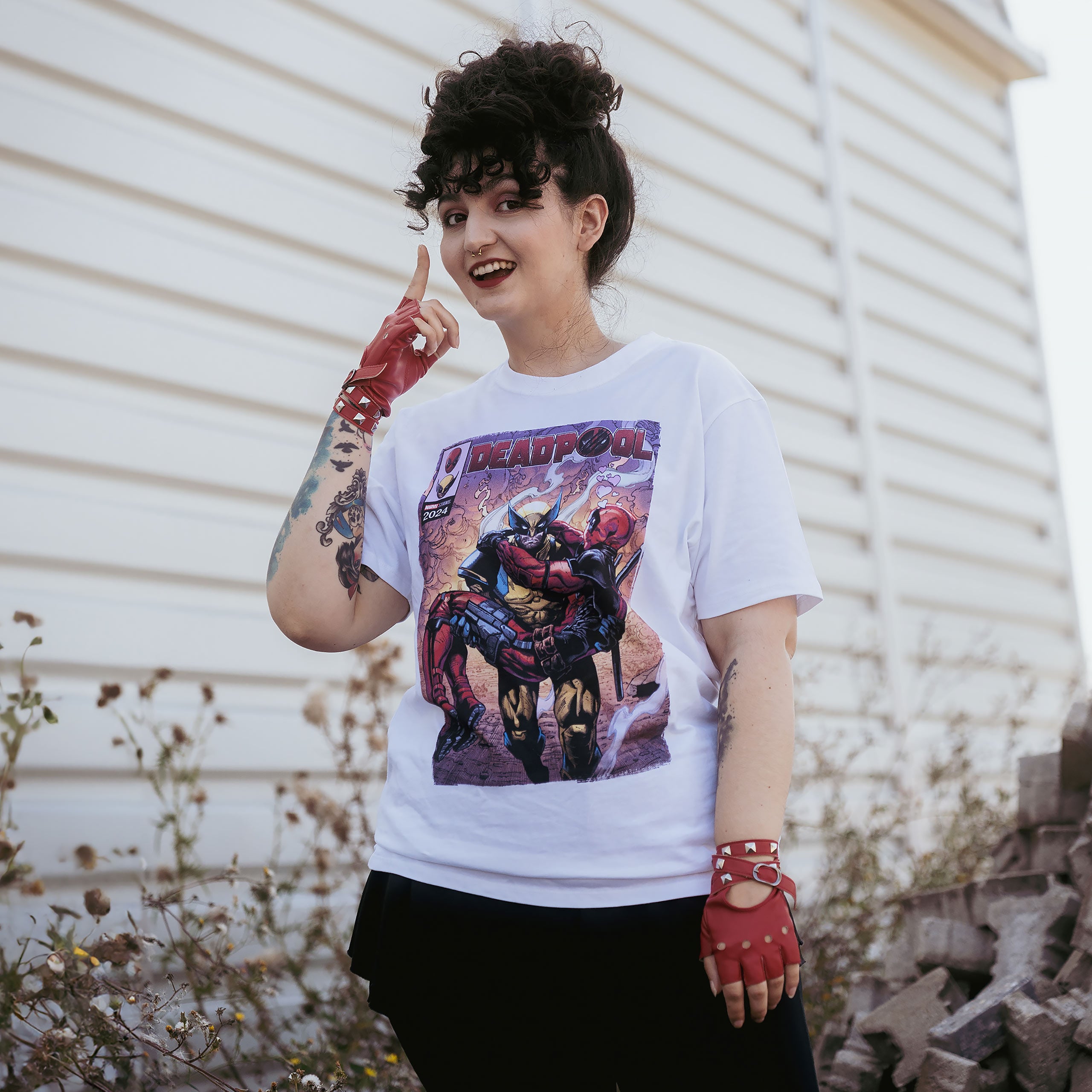 Immagine del prodotto T-shirt bianca Deadpool e Wolverine Best Bubs Comics
