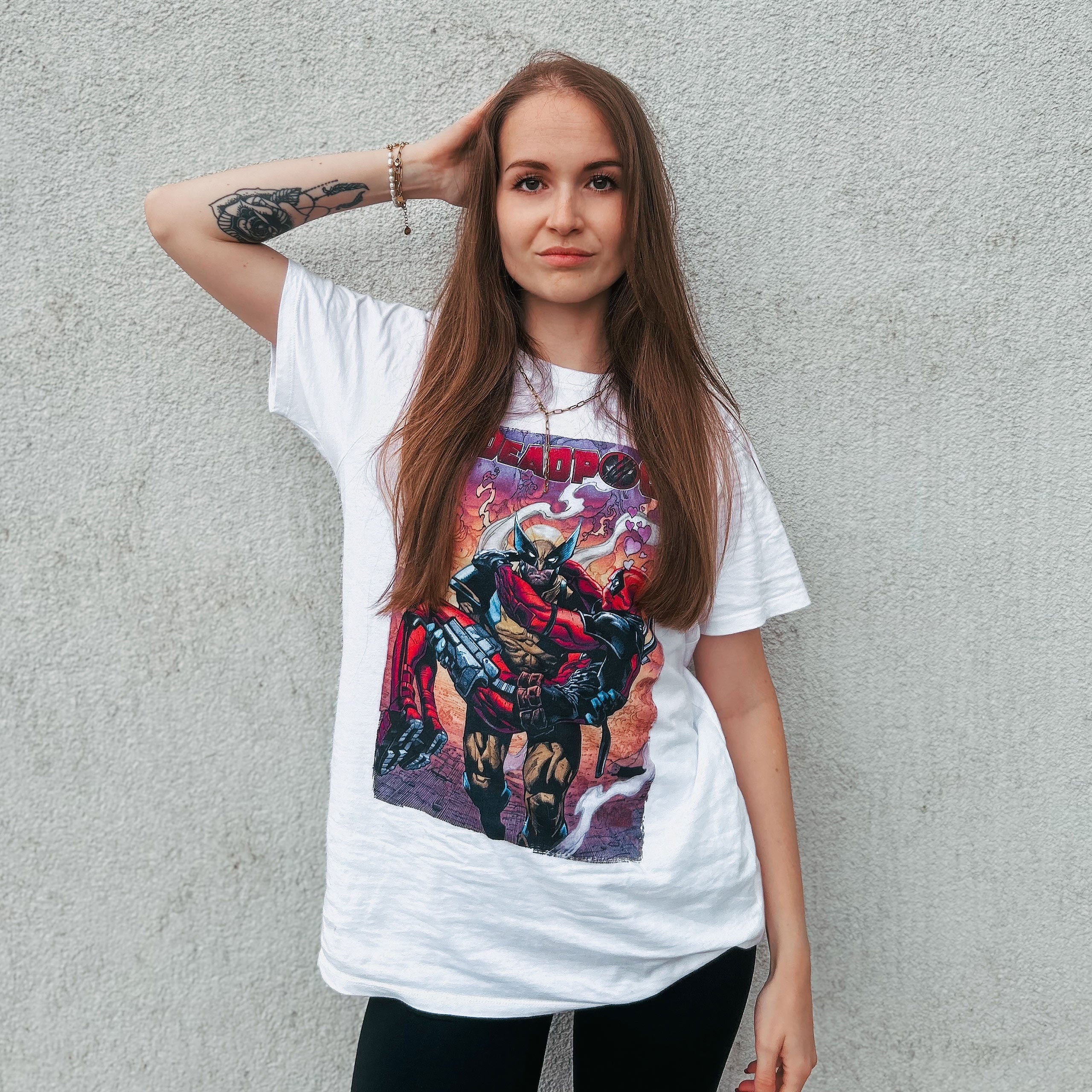 Immagine del prodotto T-shirt bianca Deadpool e Wolverine Best Bubs Comics