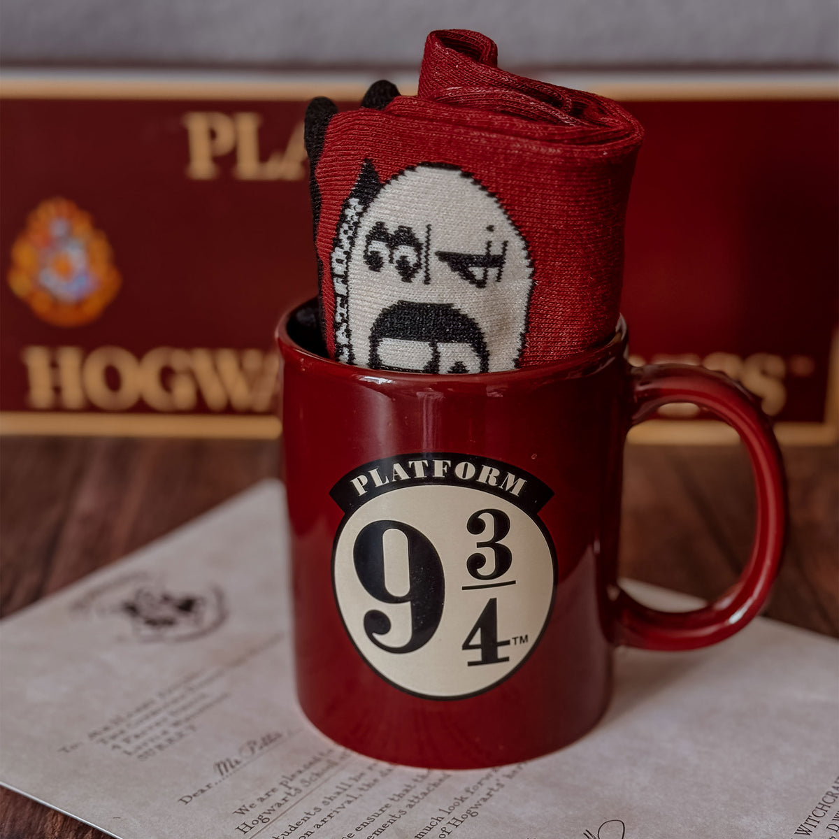 Produktbild Harry Potter - Gleis 9 3/4 Socken und Tasse