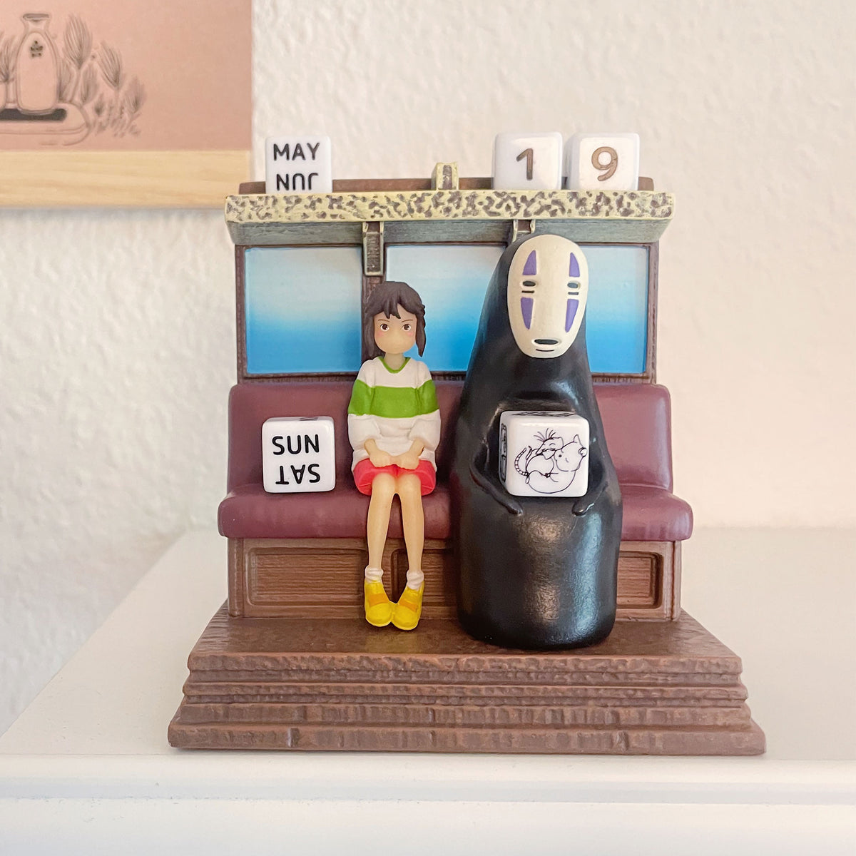Image produit Le voyage de Chihiro - Sans visage & Chihiro Calendrier annuel 3D