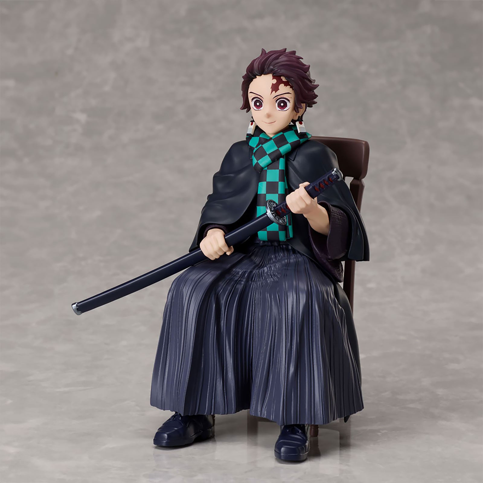Produktbild Demon Slayer - Tanjiro Kamado Non-Scale Figur