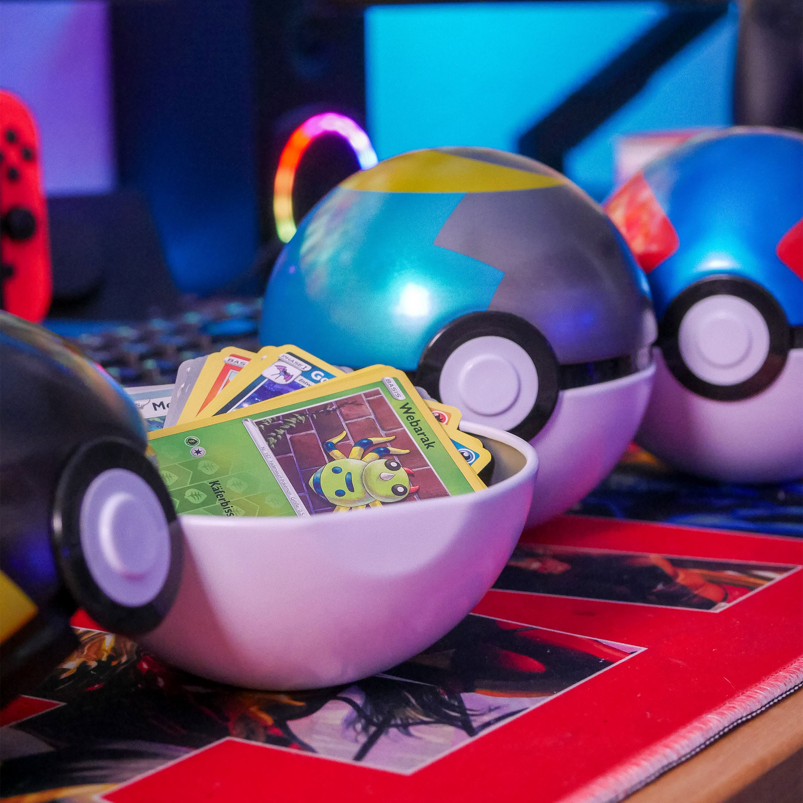 Immagine del prodotto Pokemon - Mystery Pokeball Carte Scatola di Latta Autunno 2024
