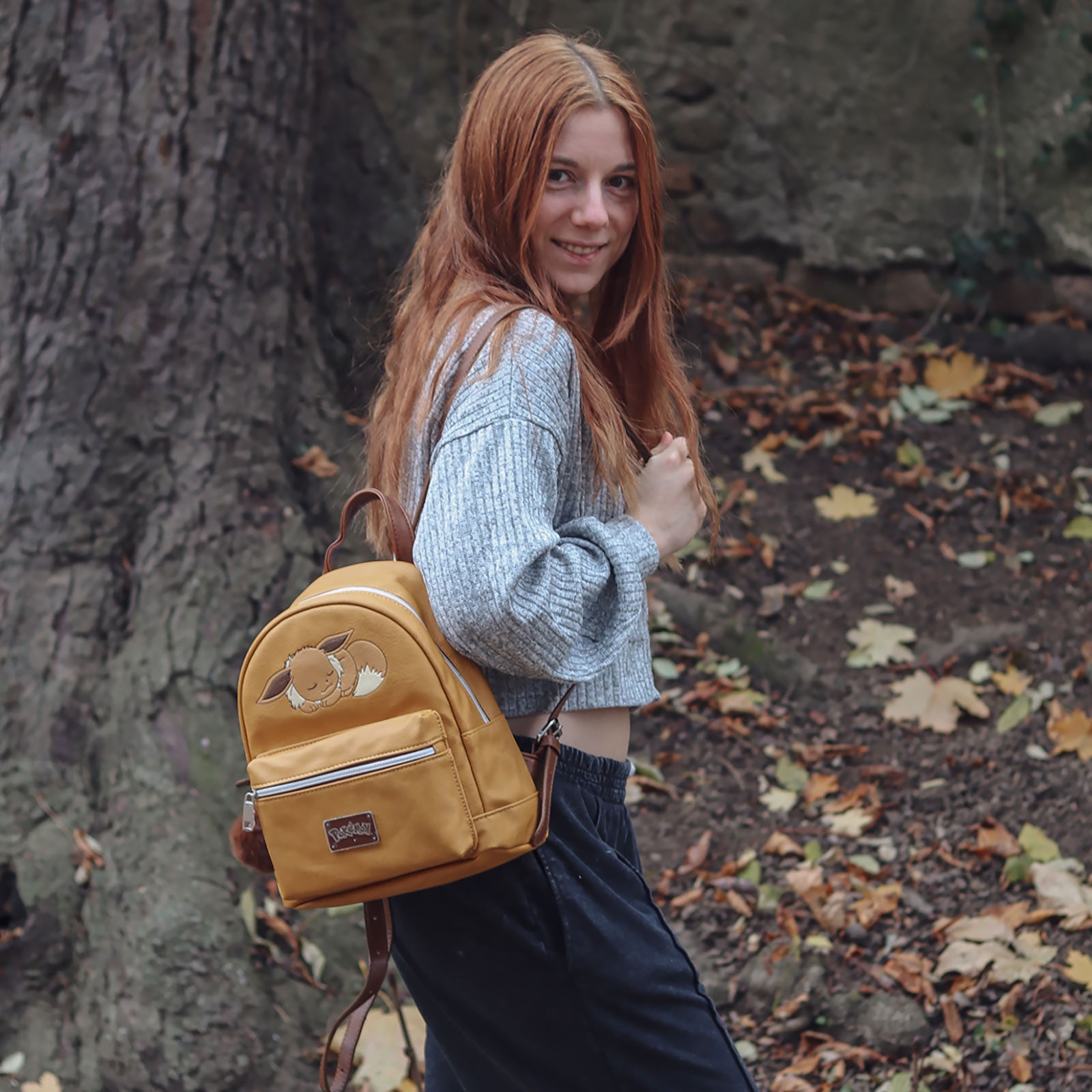 Image produit Pokemon - Sac à dos mini Évoli dormant brun