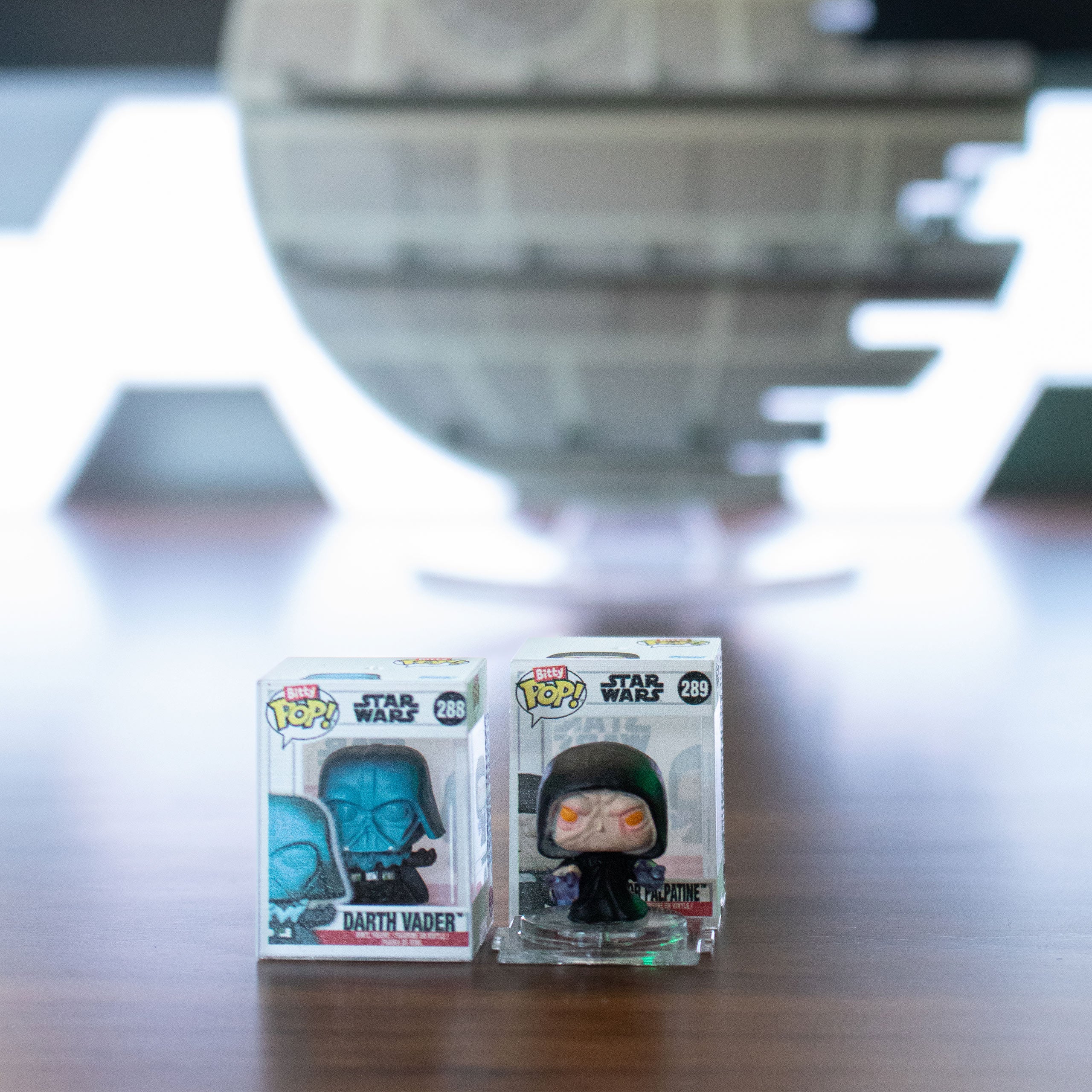 Produktbild Star Wars - Todesstern Funko Bitty Pop Display mit 2 Figuren