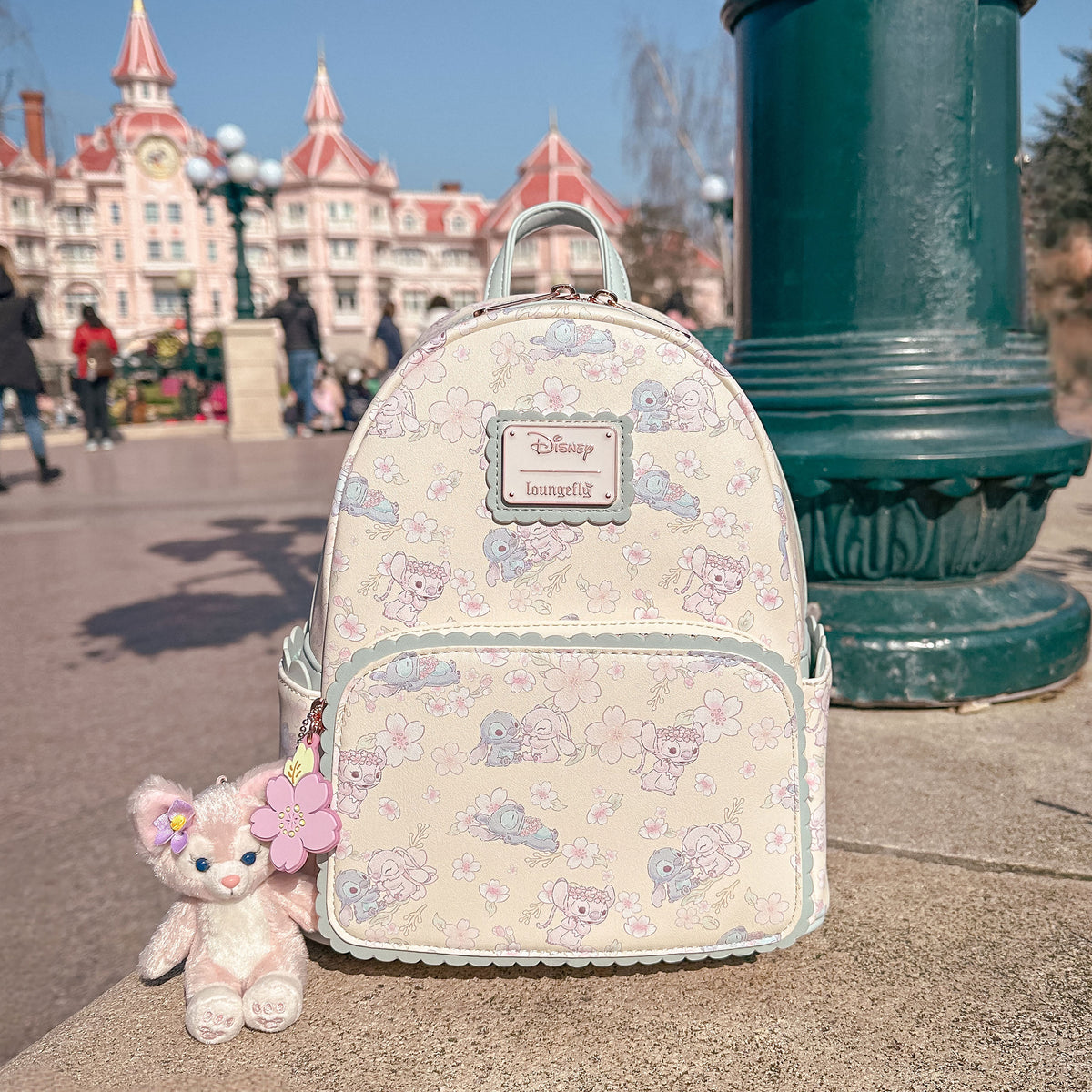 Produktbild Lilo & Stitch - Angel und Stitch Cherry Blossom Mini Rucksack