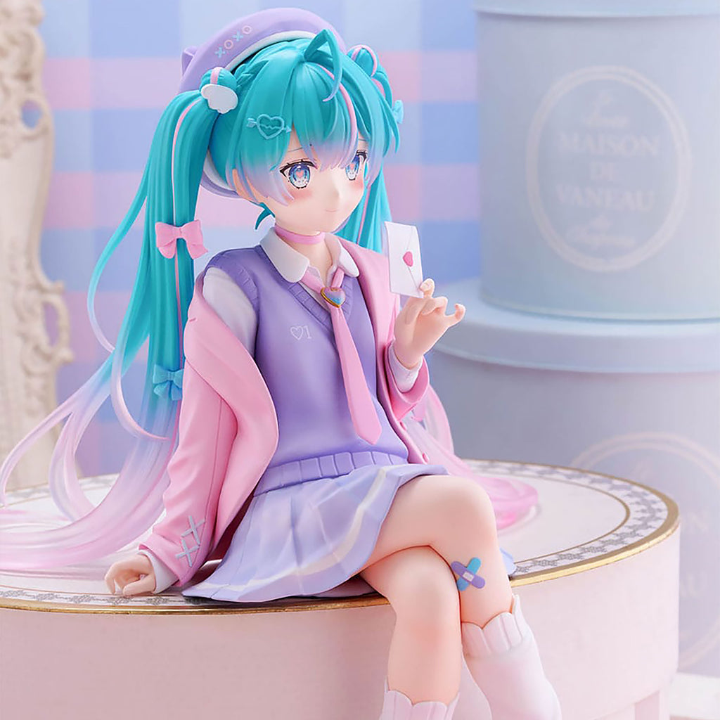 Immagine del prodotto Hatsune Miku - Love Blazer Tenitol Noodle Stopper Statue