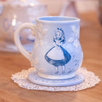 Produktbild Alice im Wunderland - Relief Tasse