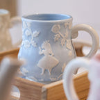 Produktbild Alice im Wunderland - Relief Tasse