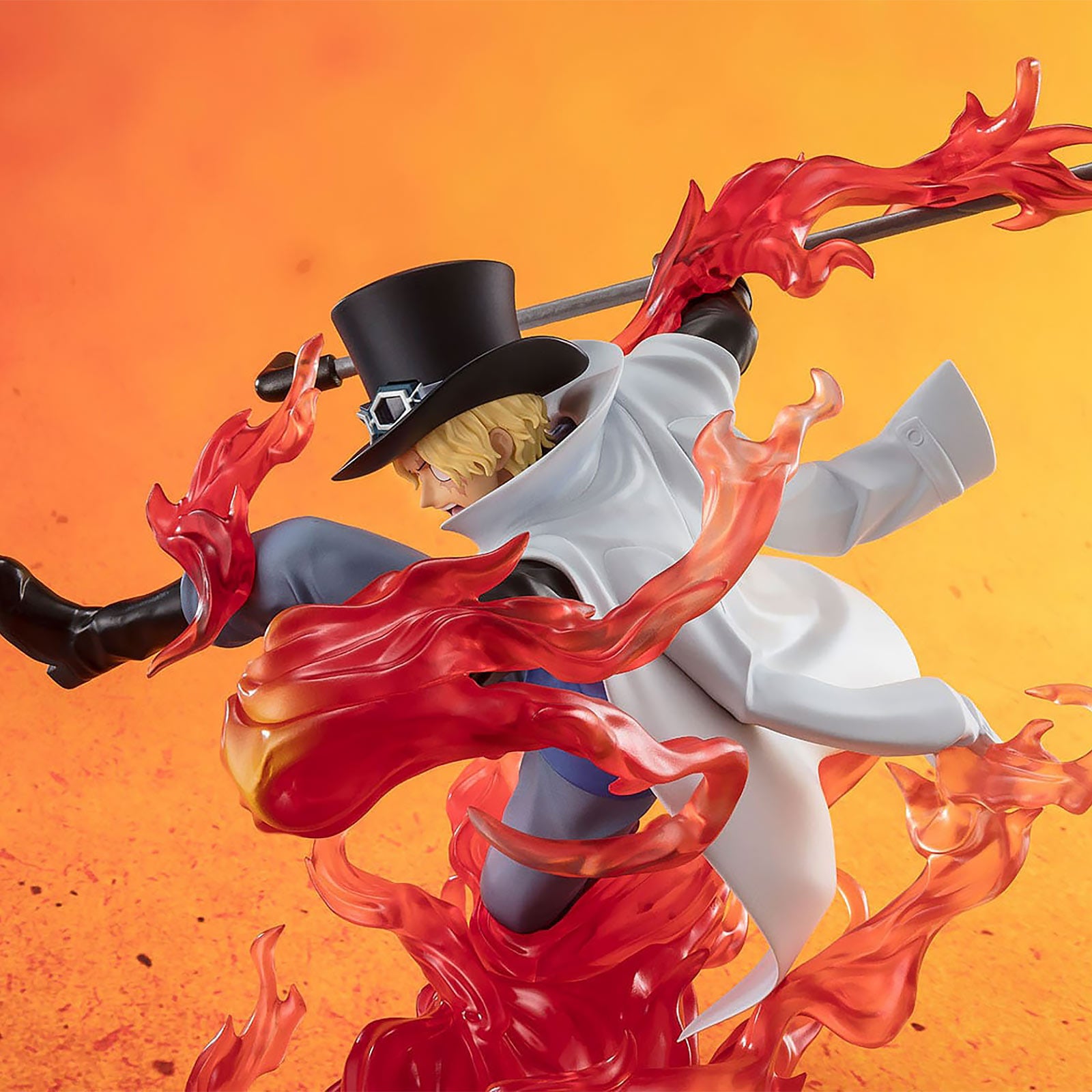 Image produit One Piece - Sabo Fire Fist Rook Check Extra Battle Statue