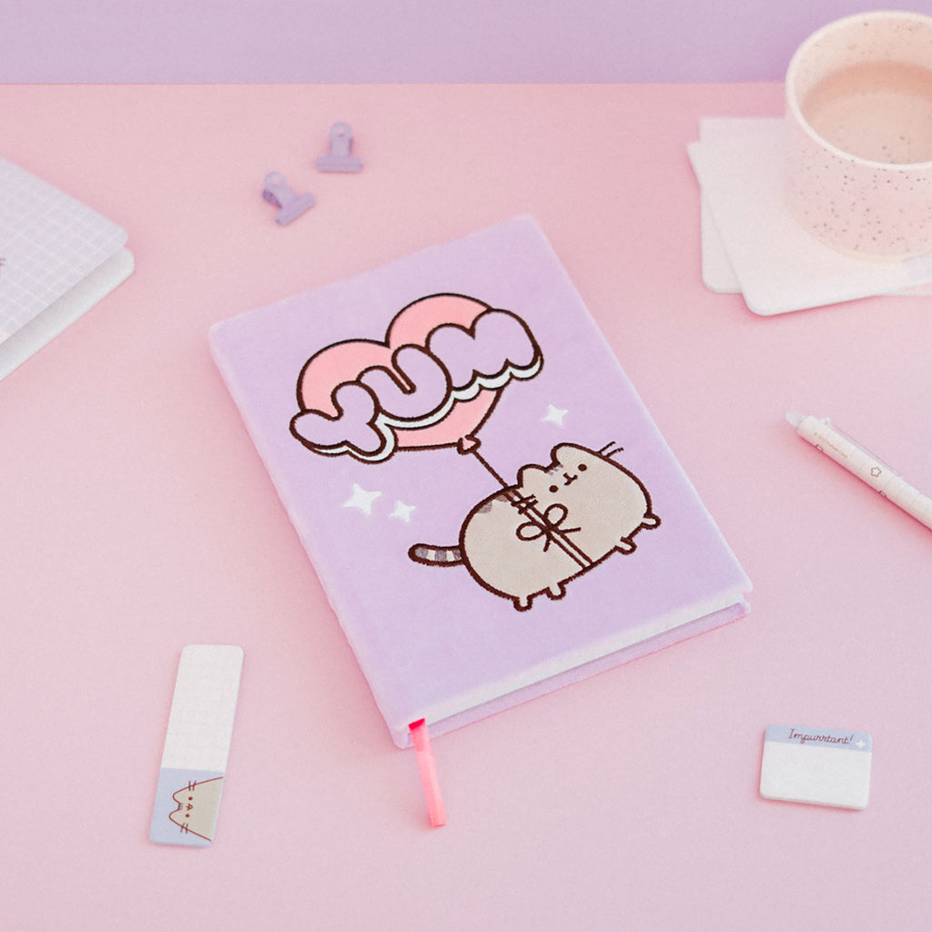 Immagine del prodotto Pusheen - Taccuino in Peluche Moments