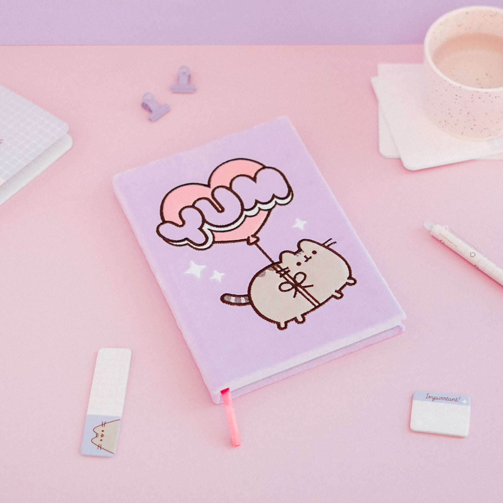 Produktbild Pusheen - Moments Plüsch Notizbuch