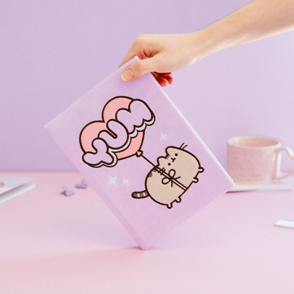 Immagine del prodotto Pusheen - Taccuino in Peluche Moments