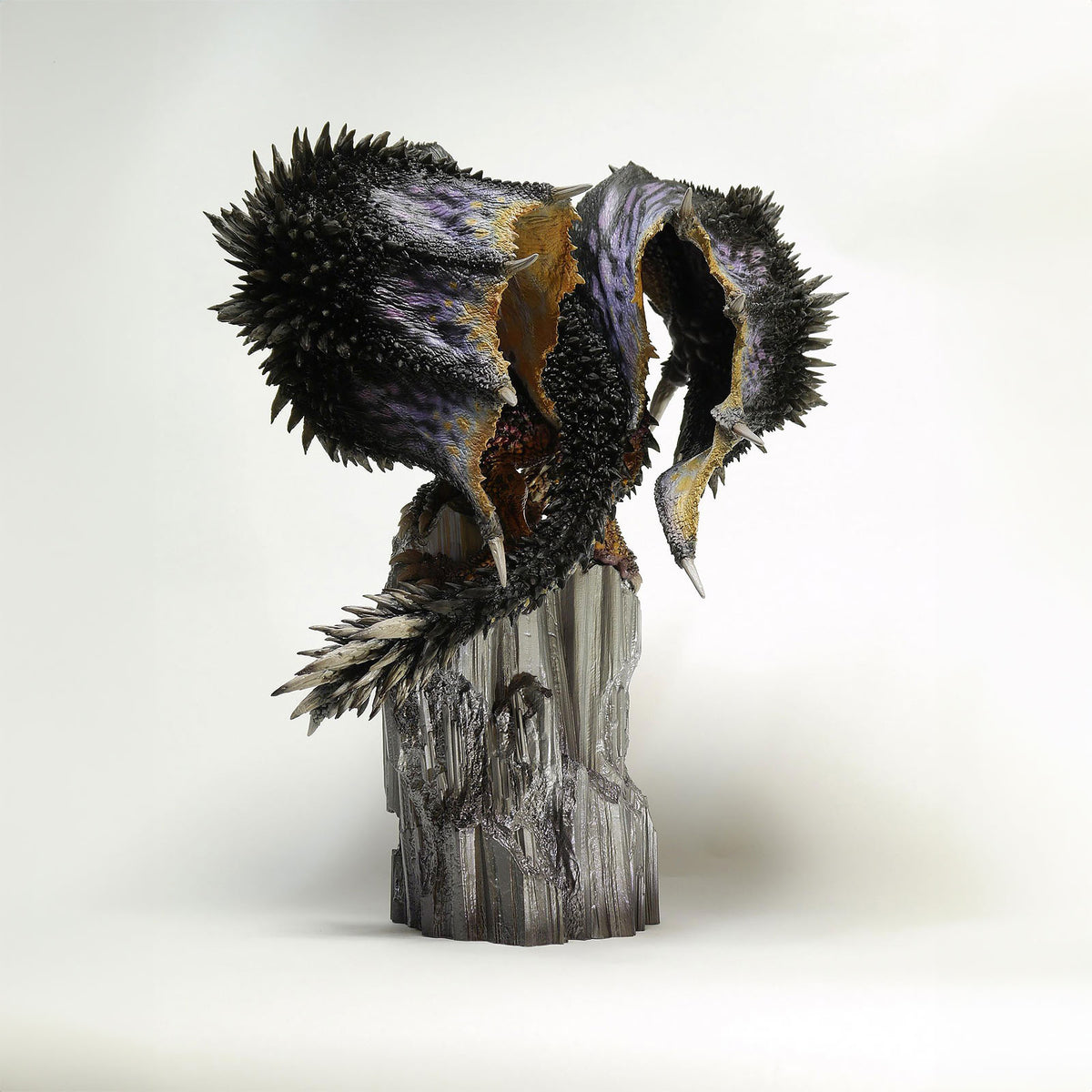 Immagine del prodotto Monster Hunter - Statua Nergigante Creators Model Versione Resell