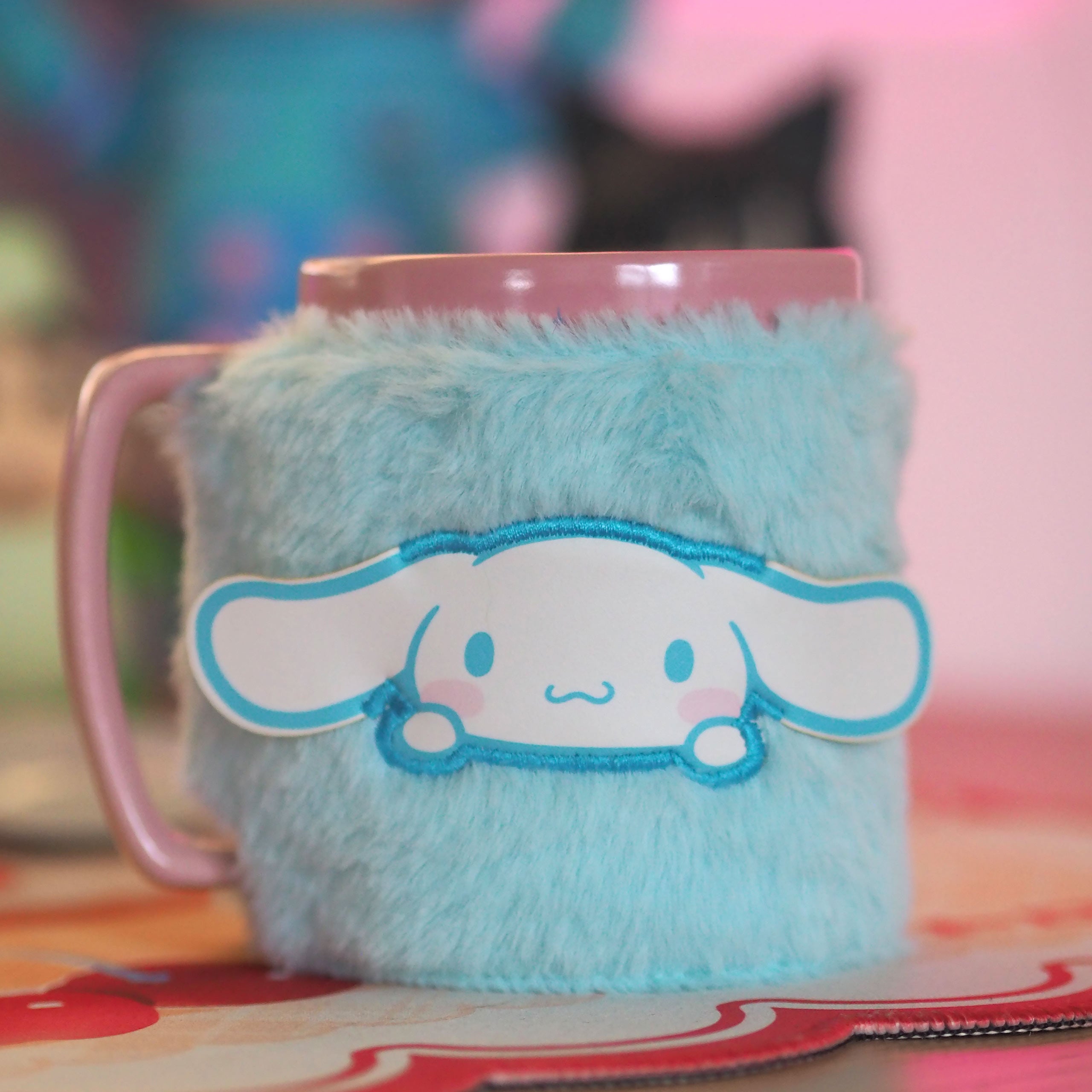 Immagine del prodotto Hello Kitty - Tazza Cinnamoroll con Rivestimento in Peluche