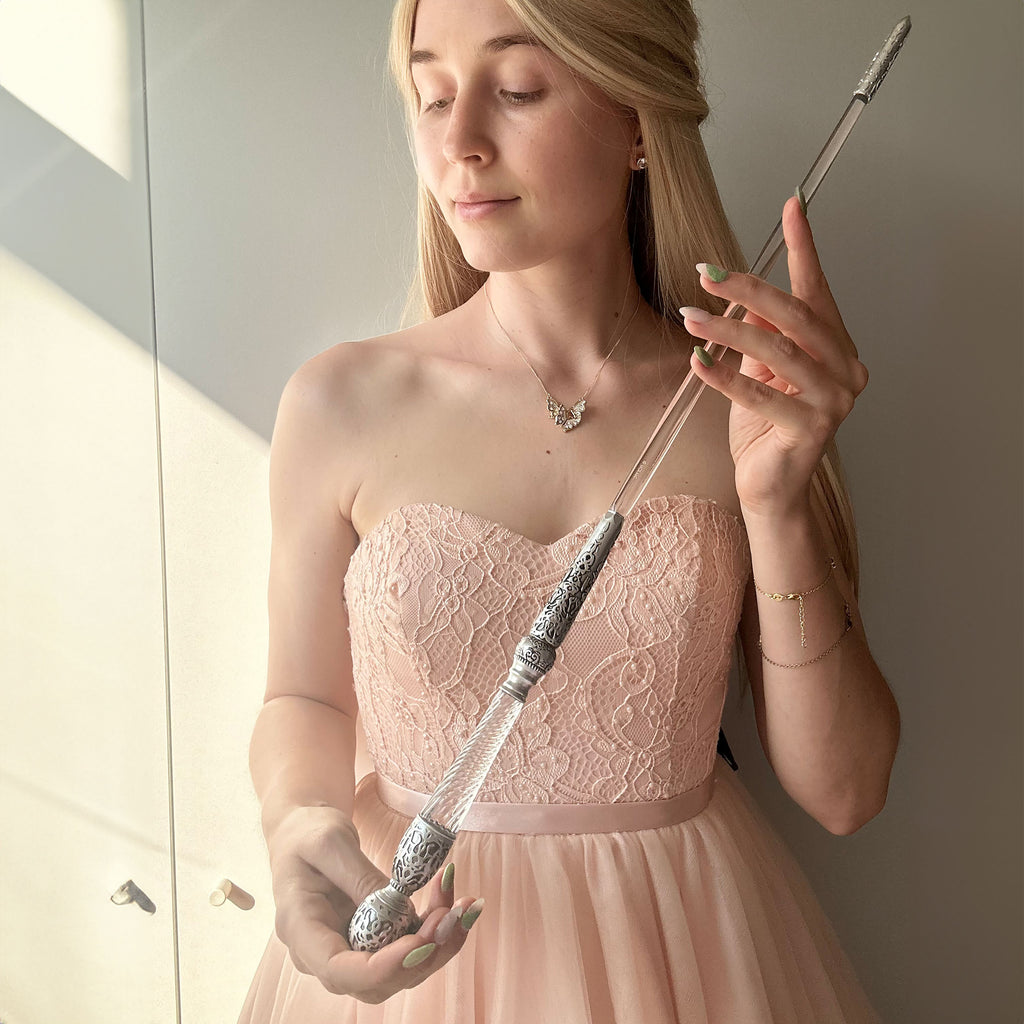 Image produit Wicked - Réplique de la baguette d’entraînement de Glinda