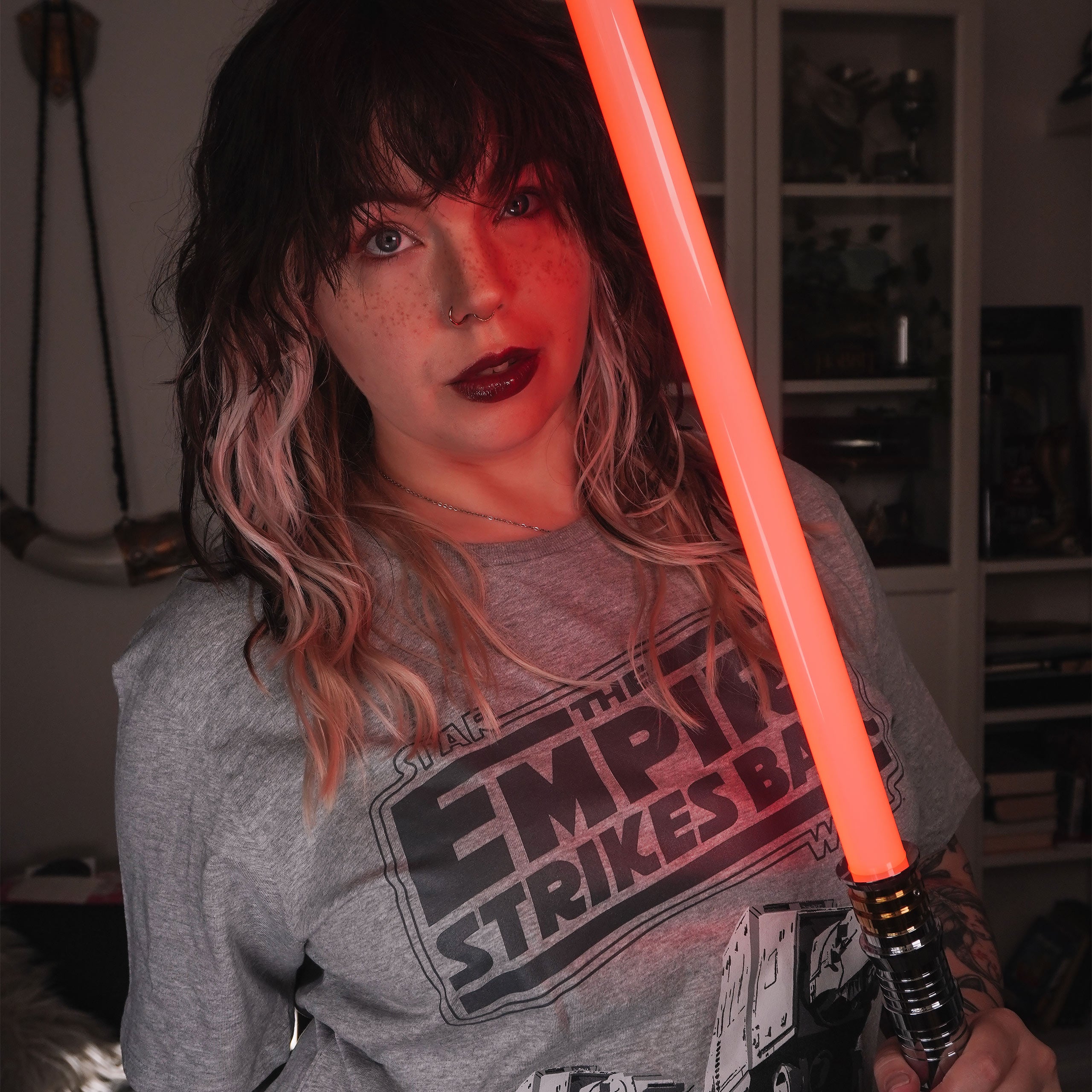 Immagine del prodotto Star Wars - L'Impero colpisce ancora T-shirt grigia