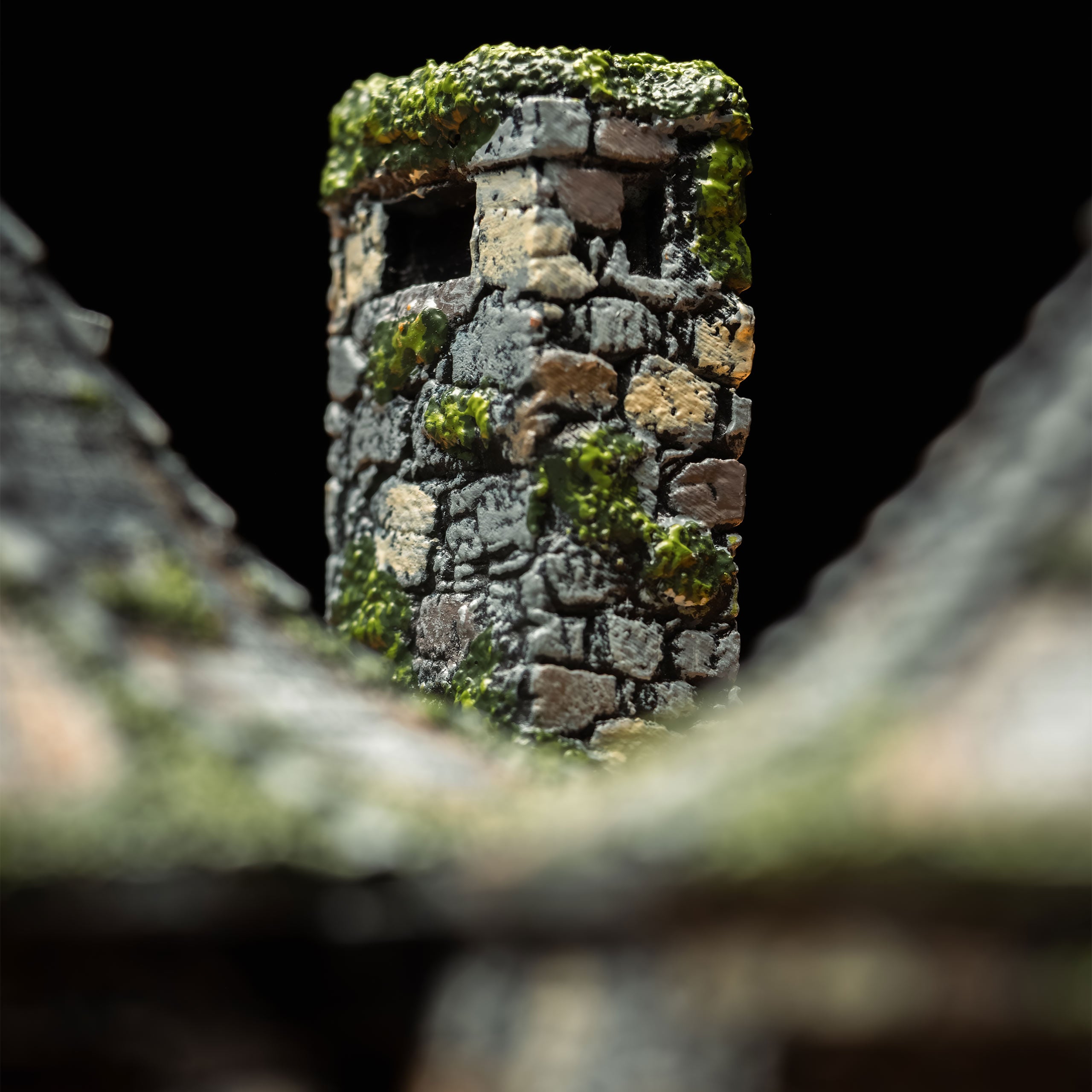 Produktbild Harry Potter - Hagrids Hütte Miniatur Replik mit LED Leuchtfunktion