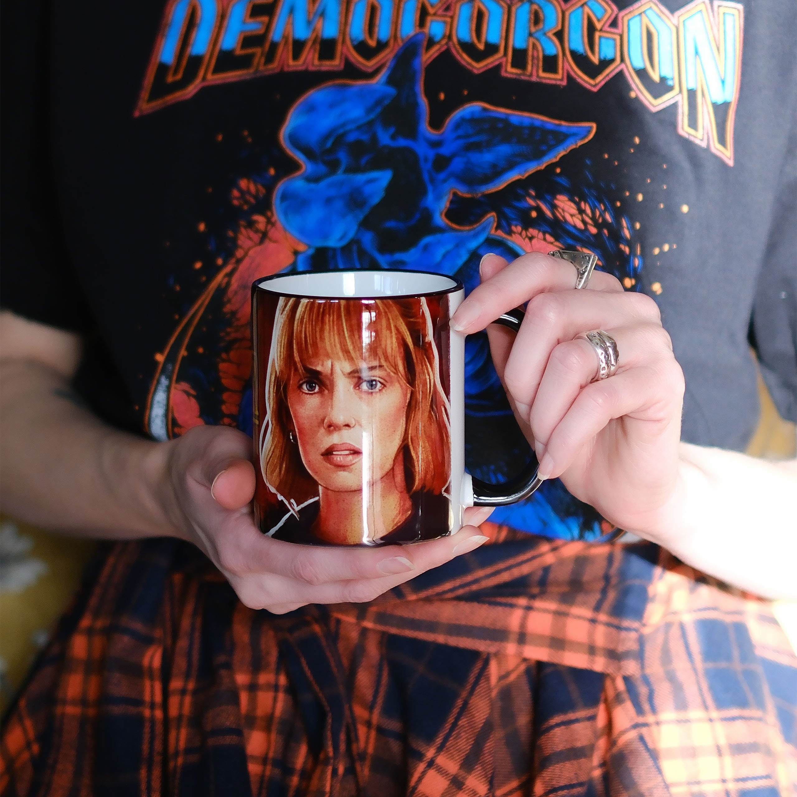 Produktbild Robin Tasse - Stranger Things Final Season