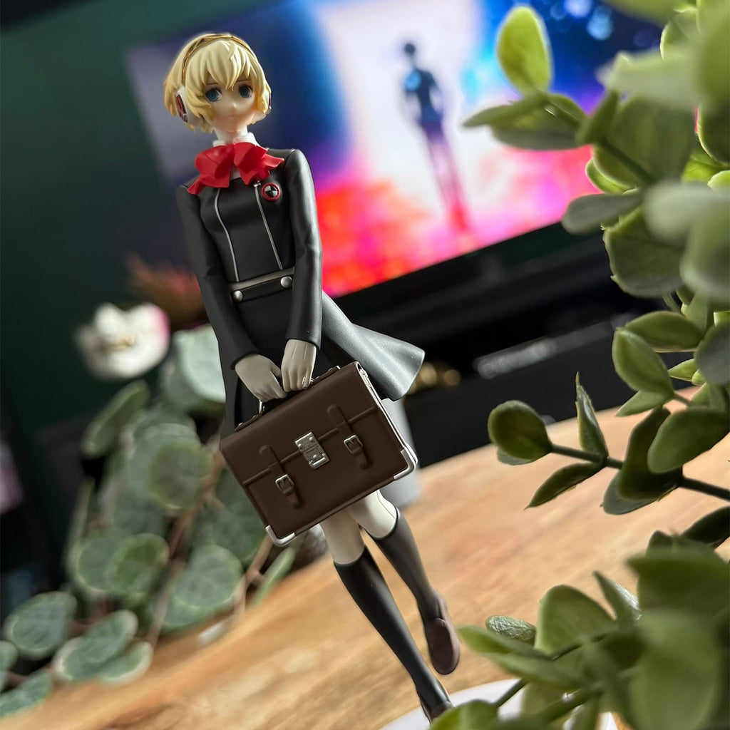 Image produit Persona - Figurine Aigis en uniforme scolaire
