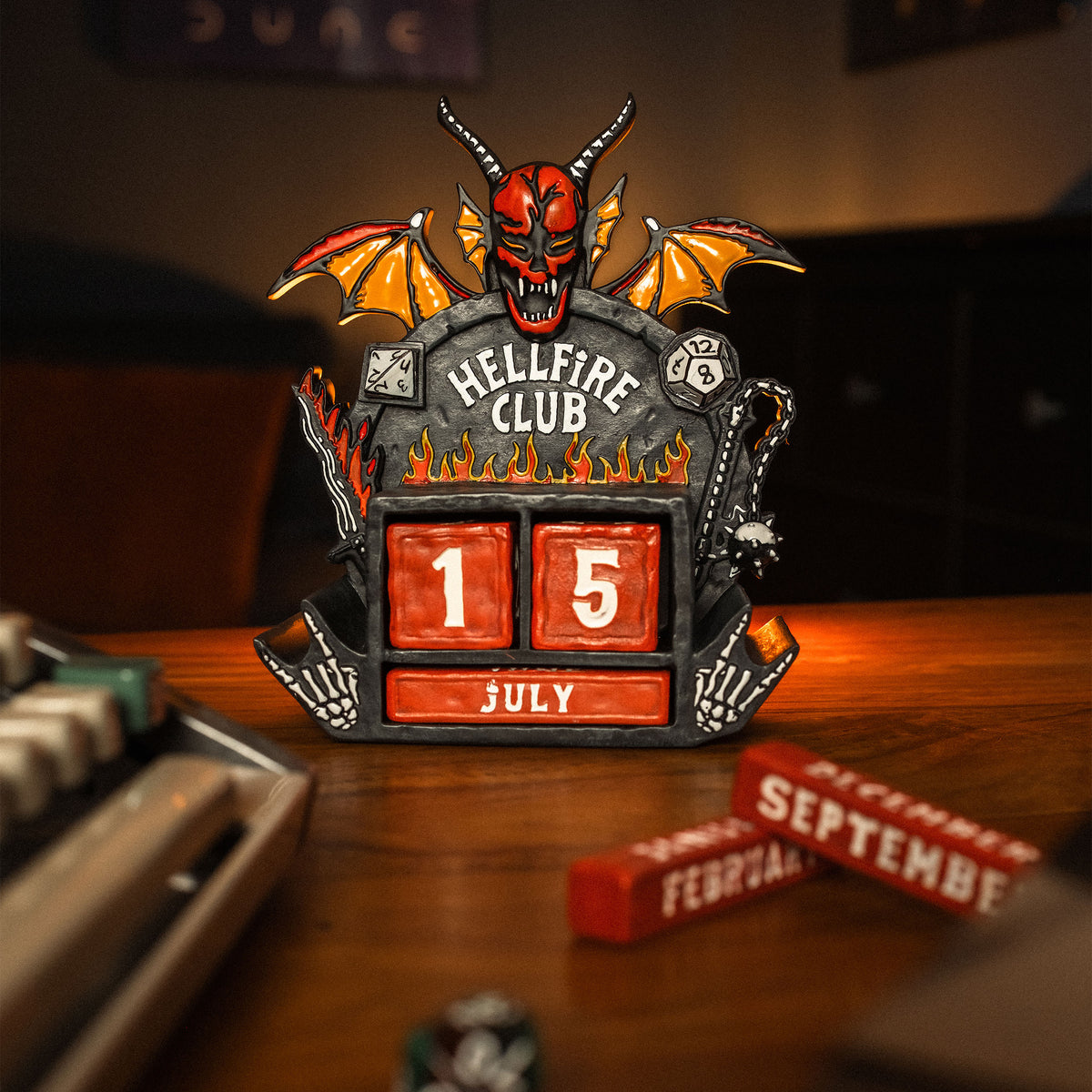 Image produit Stranger Things - Calendrier perpétuel 3D Hellfire Club