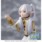 Produktbild Frieren Figur Poking Something Version - Frieren: Nach dem Ende der Reise