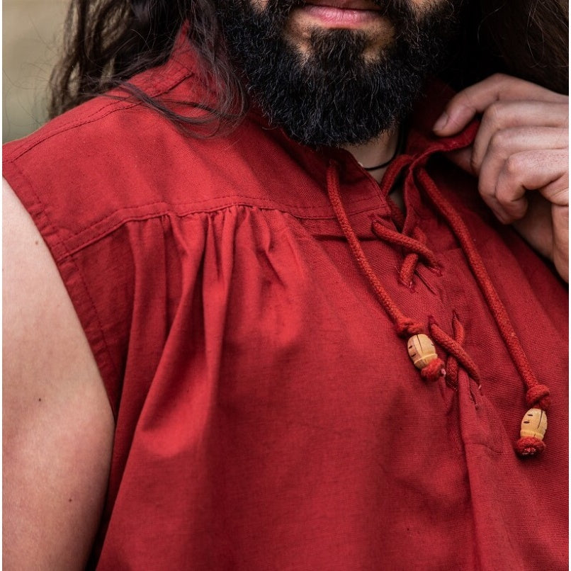 Immagine del prodotto Camicia medievale con colletto alto lacci Louis senza maniche rossa