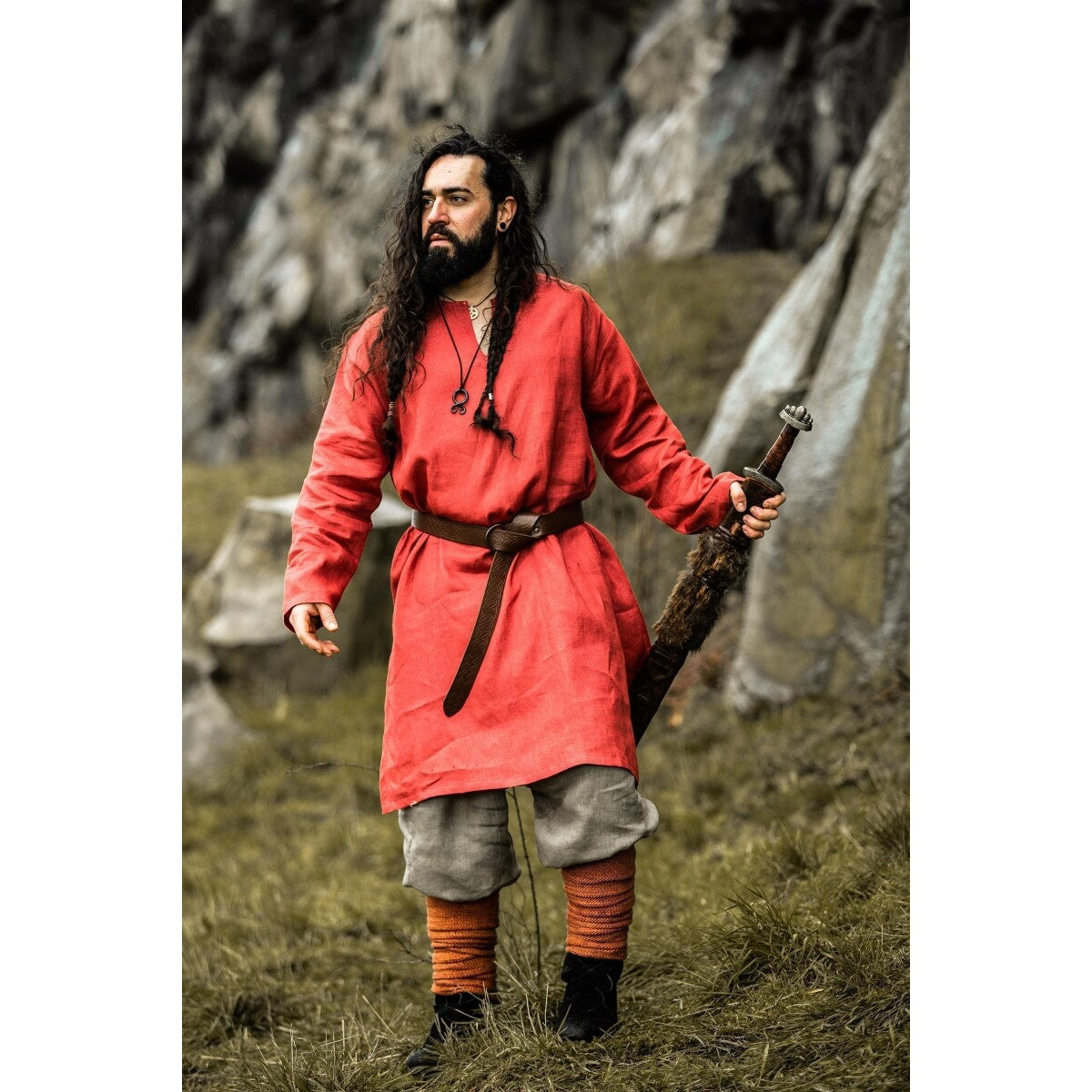 Image produit Tunique médiévale en lin Halvar rouge