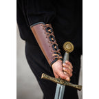 Immagine del prodotto Bracciale in cuoio medievale Ottar con incisione Vegvisir marrone
