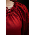Immagine del prodotto Blusa medievale con pizzo Bettina rossa