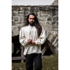 Immagine del prodotto Camicia medievale con pieghe e bottoni in legno Oswald beige