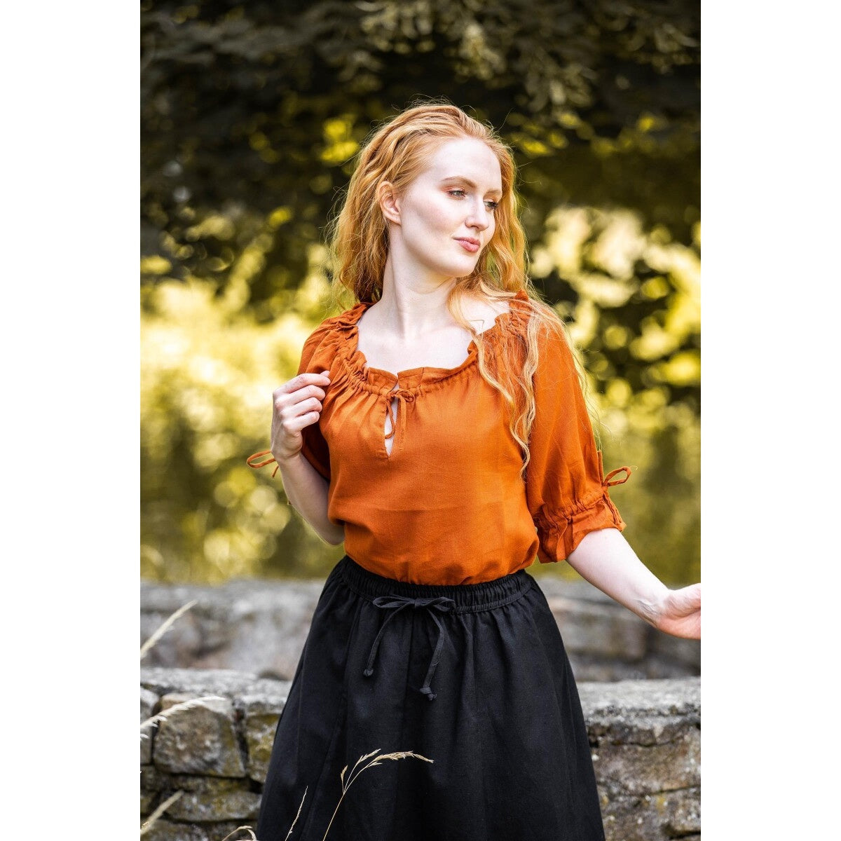Image produit Blouse médiévale manches courtes Vera marron