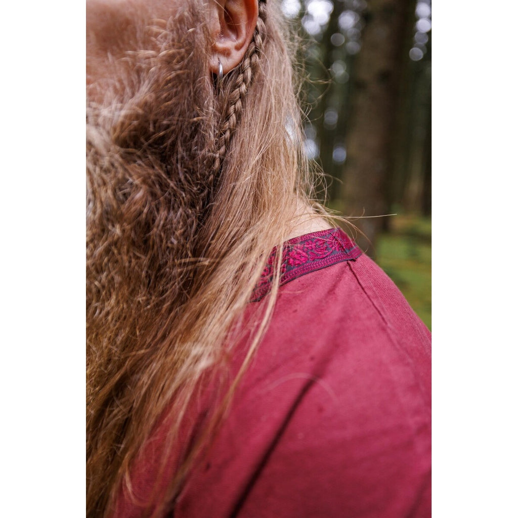 Image produit Tunique médiévale avec bordure Halvor rouge