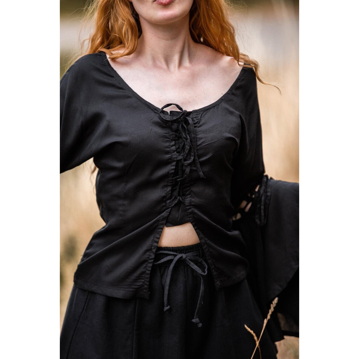 Image produit Blouse médiévale Carmen noire