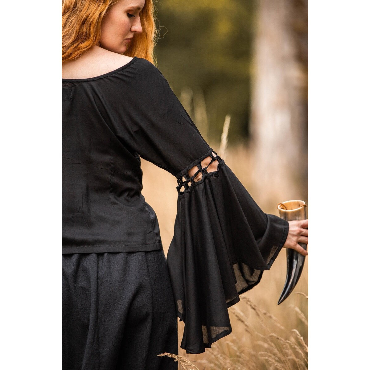 Image produit Blouse médiévale Carmen noire