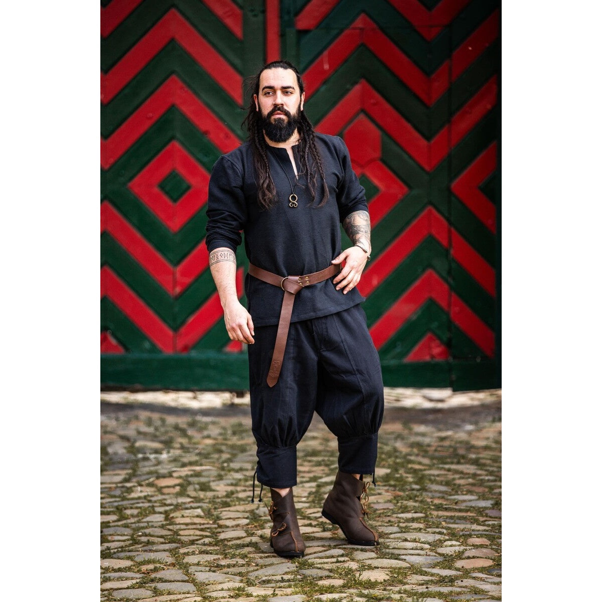 Immagine del prodotto Pantaloni medievali al ginocchio Laurence con allacciatura al polpaccio nero